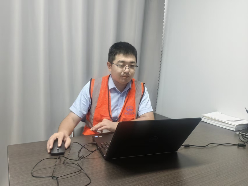 优秀校友|郭康